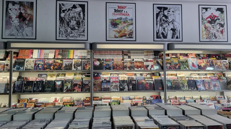 A loja entrega quadrinhos para todo o Brasil e para outro países  Foto: DUDA GUERRA/especial/JC