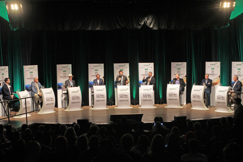 Debate da Rádio Guaíba reuniu oito candidatos ao governo do Estado