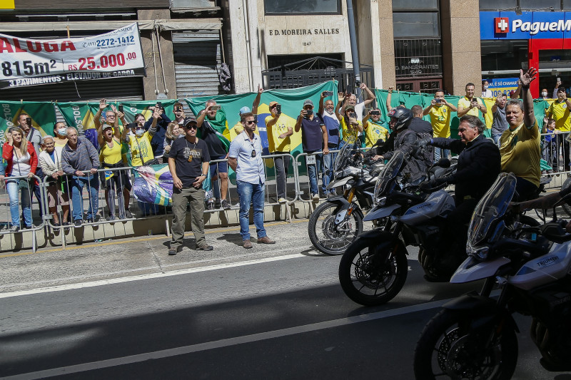 O presidente participou de uma motociata em Campinas, interior de São Paulo