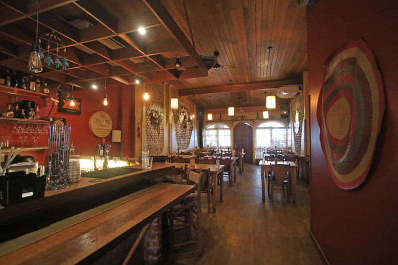 O Pueblo opera de terça a domingo, das 18h às 23h30min, e no almoço aos fins de semana das 12h às 15h Foto: LUIZA PRADO/JC