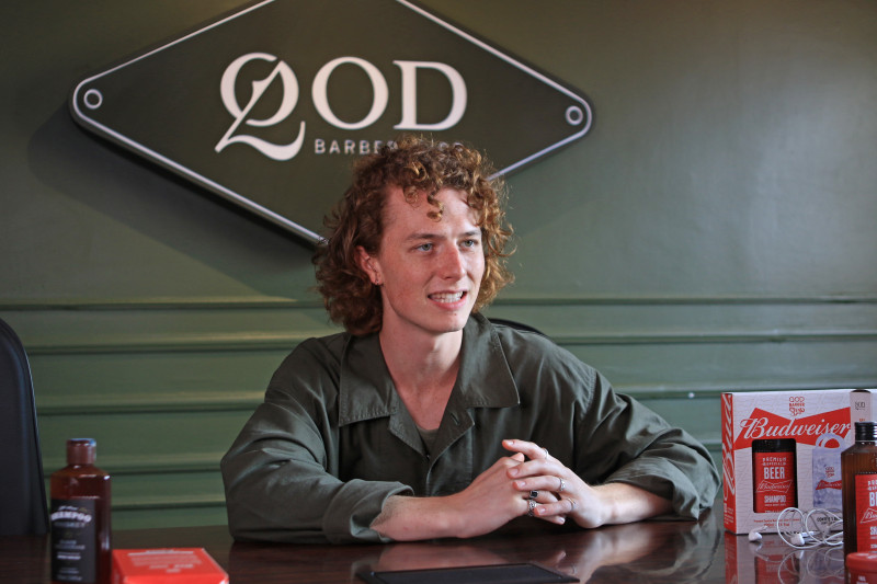 Pela primeira vez em Porto Alegre - e no Brasil, o ator afirma estar encantado com a cidade Foto: LUIZA PRADO/JC