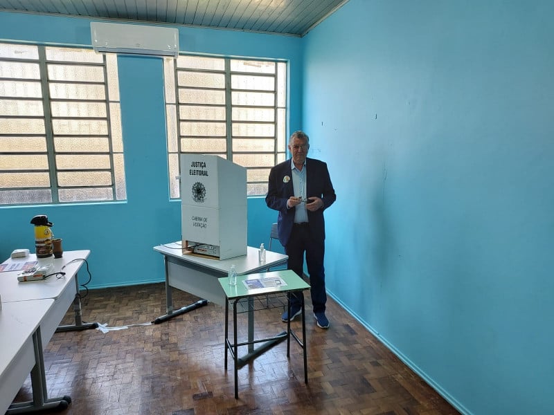 Candidato do PP ao governo do Estado, Luis Carlos Heinze reiterou propostas