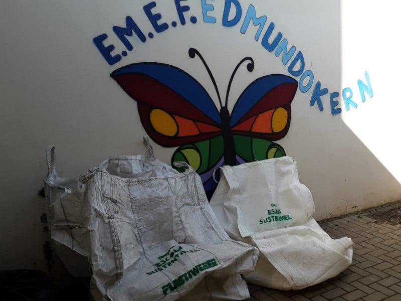 Coleta de plástico por alunos e integrantes dos educandários gera bonificações a cada meta atingida