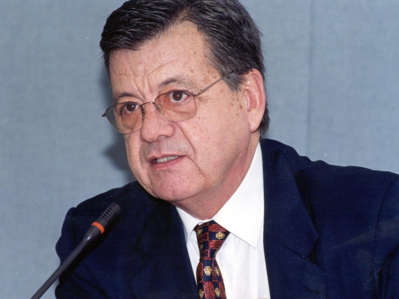 Proença presidiu a entidade por duas gestões consecutivas, de 1999 a 2005