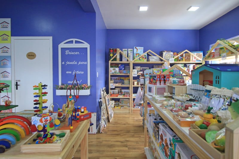 Aberta h&aacute; pouco tempo, os s&oacute;cios da nova unidade da Casa L&uacute;dica est&atilde;o feliz com a receptividade do p&uacute;blico  Foto: LUIZA PRADO/JC