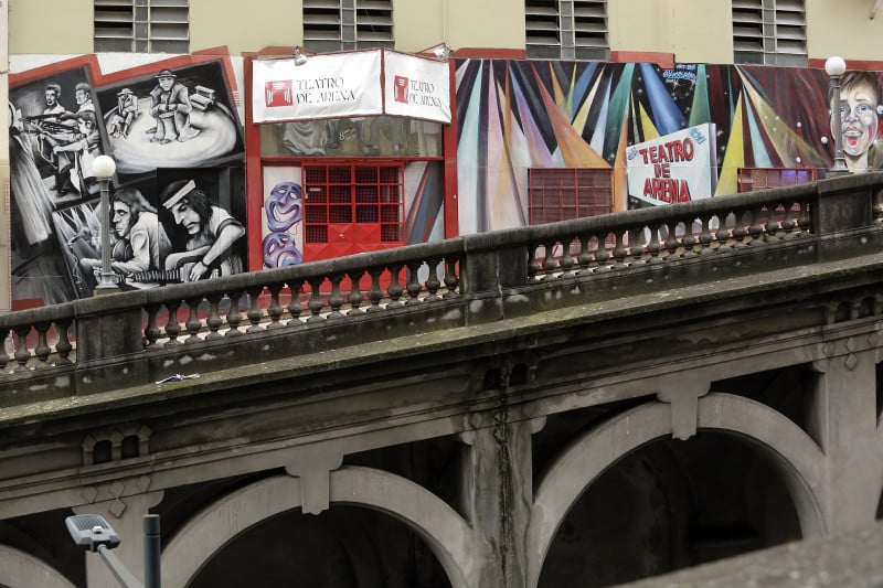 Espaço símbolo de resistência cultural nos tempos de ditadura militar em Porto Alegre, Teatro de Arena completa 55 anos mantendo as portas abertas ao novo