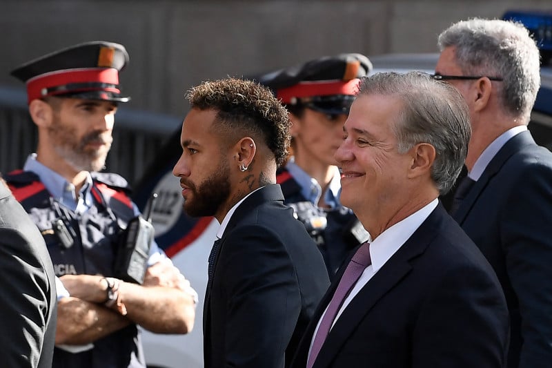 "Era responsabilidade do Santos", afirmou Neymar da Silva Santos