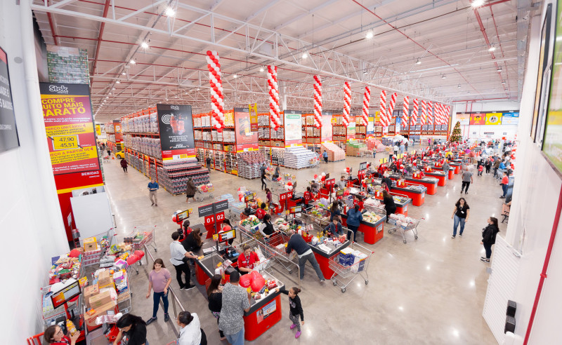 {'nm_midia_inter_thumb1':'https://www.jornaldocomercio.com/_midias/jpg/2022/10/25/206x137/1_minuto_varejo_stok_center__tramandai_comercial_zaffari_jornal_do_comercio-9813650.jpg', 'id_midia_tipo':'2', 'id_tetag_galer':'', 'id_midia':'6358562b494b9', 'cd_midia':9813650, 'ds_midia_link': 'https://www.jornaldocomercio.com/_midias/jpg/2022/10/25/minuto_varejo_stok_center__tramandai_comercial_zaffari_jornal_do_comercio-9813650.jpg', 'ds_midia': 'Minuto-Varejo - supermercados - Comercial  Zaffari - atacarejo Stok Center - Tramandaí - Litoral Norte - autosserviço - megaloja - alimentação - atacado - consumo - minimercados - compras', 'ds_midia_credi': 'MARCELO PARIZZI/DIVULGAÇÃO/JC', 'ds_midia_titlo': 'Minuto-Varejo - supermercados - Comercial  Zaffari - atacarejo Stok Center - Tramandaí - Litoral Norte - autosserviço - megaloja - alimentação - atacado - consumo - minimercados - compras', 'cd_tetag': '1', 'cd_midia_w': '800', 'cd_midia_h': '492', 'align': 'Left'}