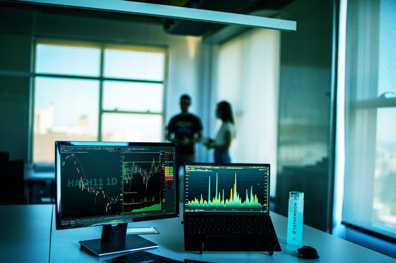 As aulas serão ao vivo, online, e ficarão gravadas para quem optar por assistir posteriormente 