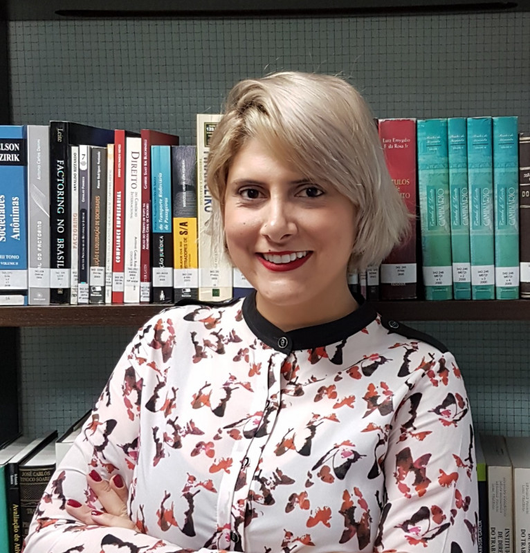 {'nm_midia_inter_thumb1':'https://www.jornaldocomercio.com/_midias/jpg/2022/10/27/206x137/1_ana_claudia_ferreira_julio-9816807.jpeg', 'id_midia_tipo':'2', 'id_tetag_galer':'', 'id_midia':'635ac10da332d', 'cd_midia':9816807, 'ds_midia_link': 'https://www.jornaldocomercio.com/_midias/jpg/2022/10/27/ana_claudia_ferreira_julio-9816807.jpeg', 'ds_midia': 'Segundo Ana Cl&aacute;udia, ideia &eacute; instituir pol&iacute;tica de aten&ccedil;&atilde;o espec&iacute;fica', 'ds_midia_credi': 'Divulga&ccedil;&atilde;o/JC', 'ds_midia_titlo': 'Segundo Ana Cl&aacute;udia, ideia &eacute; instituir pol&iacute;tica de aten&ccedil;&atilde;o espec&iacute;fica', 'cd_tetag': '1', 'cd_midia_w': '766', 'cd_midia_h': '800', 'align': 'Left'}
