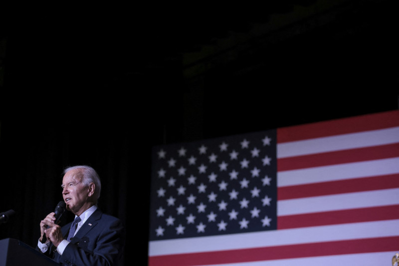 Biden disse que "a viol&ecirc;ncia armada nos Estados Unidos exige medidas mais contundentes"