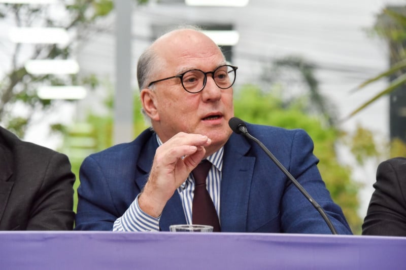 Hofmeister defende revisão da legislação trabalhista brasileira 