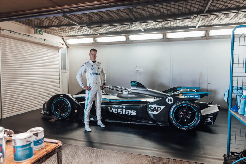 Pilotando uma Mercedes, Stoffel Vandoorne conquistou a última temporada da Fórmula E
