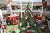 Embalado por vendas em alta, shopping mais antigo de Porto Alegre abre ação  de Natal