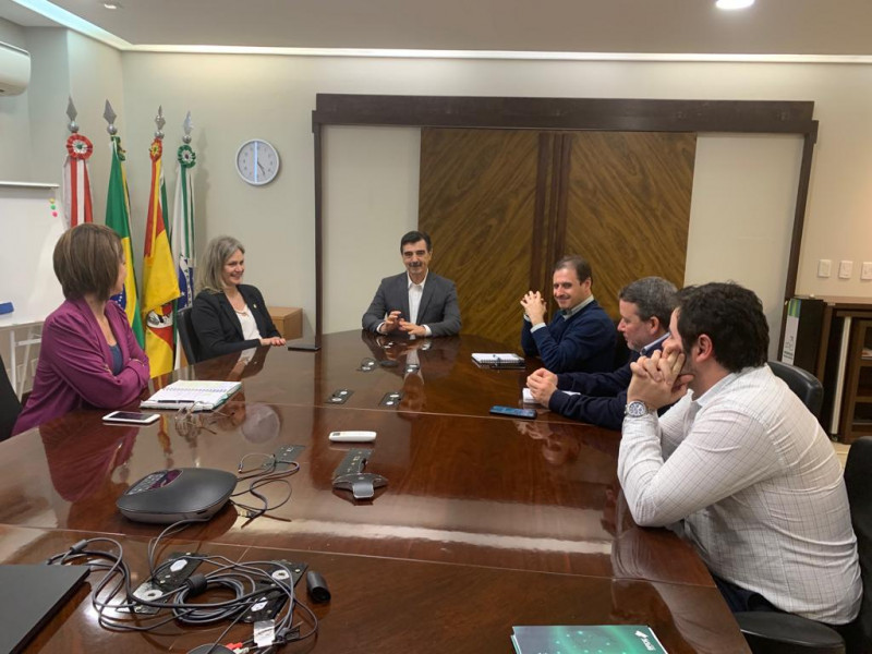 Recursos repassados pelo banco de fomento serão utilizados melhorias em vias e iluminação