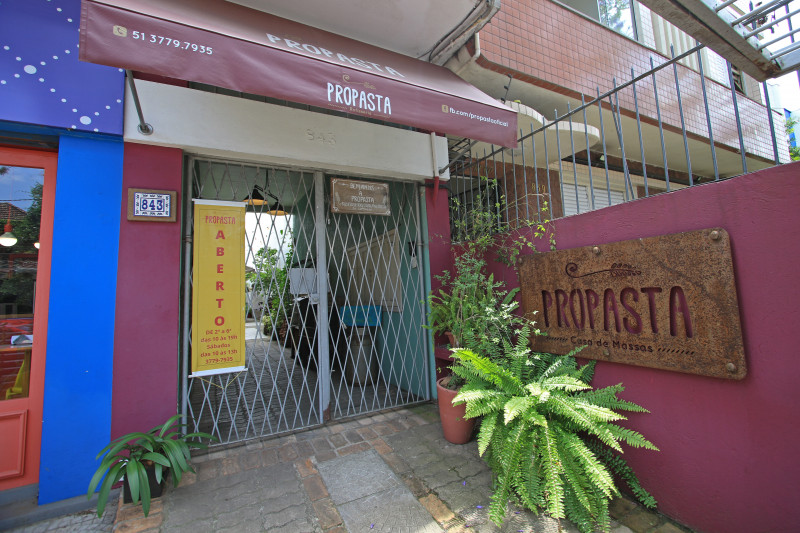 A Proposta fica na rua Miguel Tostes, n&ordm; 843, no bairro Rio Branco
 Foto: LUIZA PRADO/JC