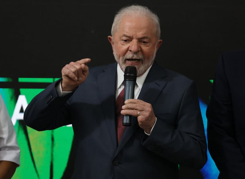 "O crescimento do PIB Produto Interno Bruto será repartido com a sociedade", disse Lula