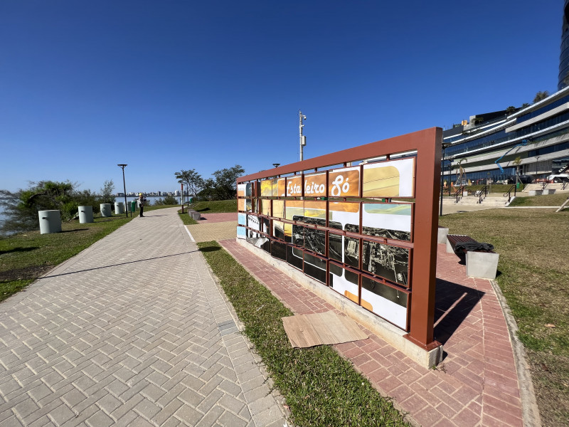 {'nm_midia_inter_thumb1':'https://www.jornaldocomercio.com/_midias/jpg/2022/11/16/206x137/1_minuto_varejo_pontal_shopping_parque_publico_orla_jornal_do_comercio_8-9840261.jpg', 'id_midia_tipo':'2', 'id_tetag_galer':'', 'id_midia':'63750c9875bd0', 'cd_midia':9840261, 'ds_midia_link': 'https://www.jornaldocomercio.com/_midias/jpg/2022/11/16/minuto_varejo_pontal_shopping_parque_publico_orla_jornal_do_comercio_8-9840261.jpg', 'ds_midia': 'Minuto Varejo - Pontal Shopping - parque público pontal - orla do guaíba - antigo pontal do estaleiro - Porto Alegre ', 'ds_midia_credi': 'PATRÍCIA COMUNELLO/ESPECIAL/JC', 'ds_midia_titlo': 'Minuto Varejo - Pontal Shopping - parque público pontal - orla do guaíba - antigo pontal do estaleiro - Porto Alegre ', 'cd_tetag': '1', 'cd_midia_w': '800', 'cd_midia_h': '600', 'align': 'Left'}