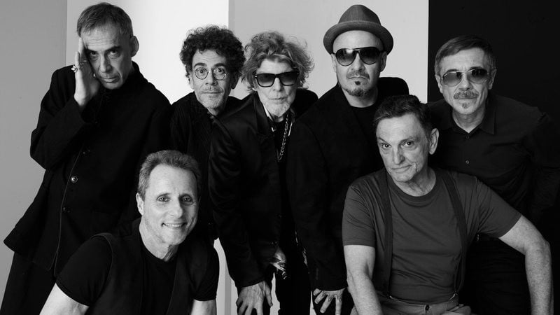 Integrantes originais da banda voltam a tocar juntos em turnê