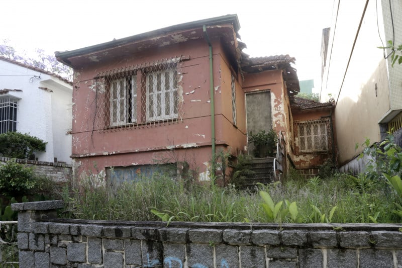 Casas de artistas que viveram 
em Porto Alegre resistem à 
passagem do tempo; enquanto 
umas têm a memória preservada, 
outras caem no esquecimento