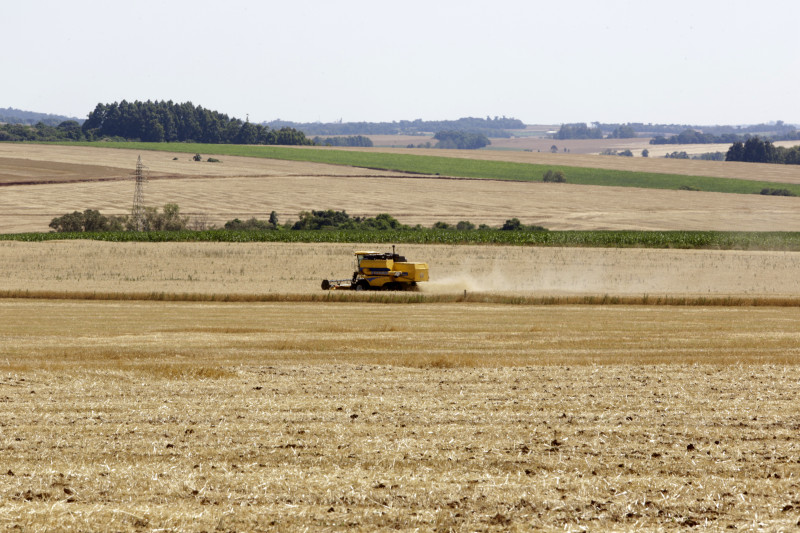 Bradesco compra 50% do Banco John Deere