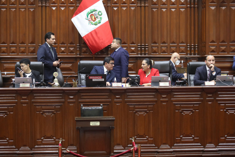 Governo dos EUA insta Castillo a permitir o funcionamento das instituições democráticas