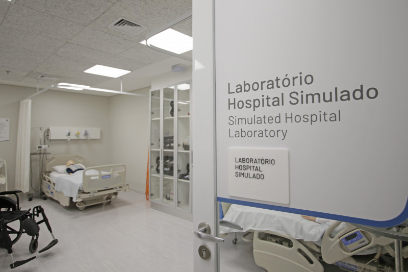 Em caso de sinais de alerta para o AVC é recomendado que procure um centro especializado imediatamente