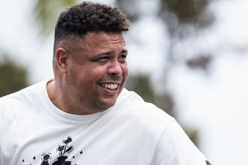 O mandatário do Cruzeiro citou o fato como uma mancha no esporte e pediu a regulamentação do setor