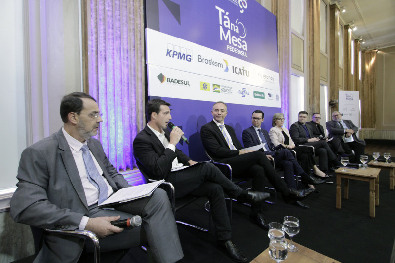 Diretor de Operações, Giovanni Tumelero representou o JC no debate no Tá na Mesa