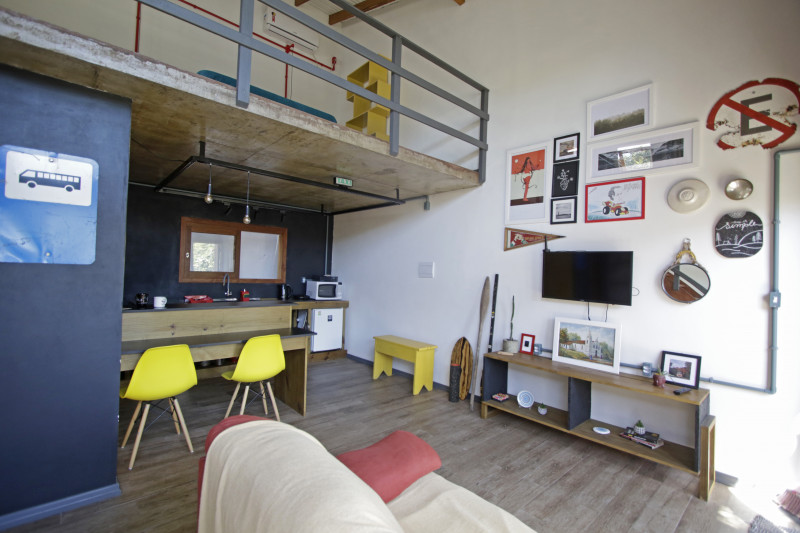 O aluguel dos lofts varia ao longo do ano entre R$ 120,00 e R$ 250,00 Foto: LUIZA PRADO/JC