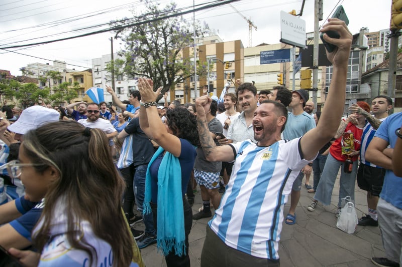 O Bar El Farol, em Porto Alegre, tornou-se reduto da torcida argentina na Capital