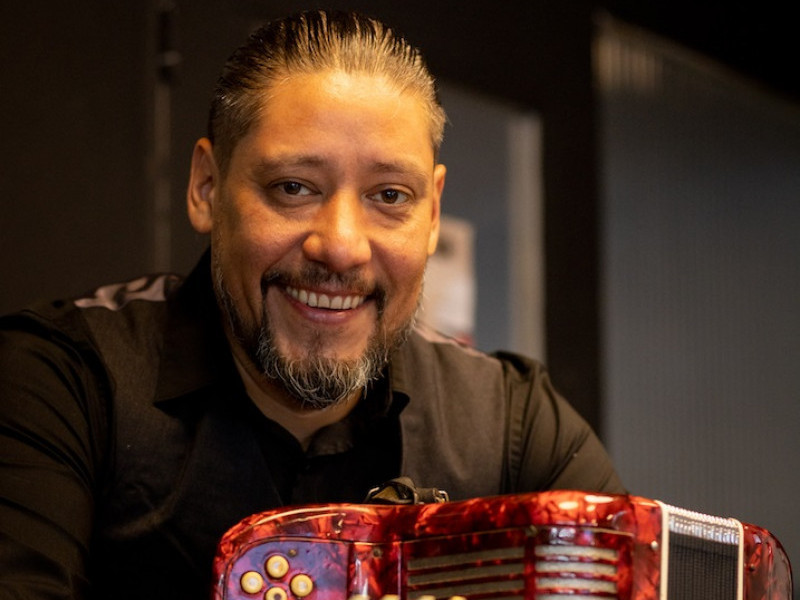 Premiado com o Açorianos de Música 2022, disco transita entre chamamé e música barroca