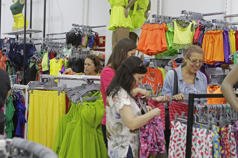 A confiança do comércio encerrou o segundo trimestre com crescimento de 2,5 pontos