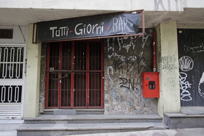 O Bar do Tutti abre de segunda a sexta-feira das 17h &agrave;s 22h Foto: LUIZA PRADO/JC