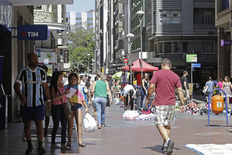 Janeiro regista 378,9 mil consumidores que residem em Porto Alegre com alguma restrição