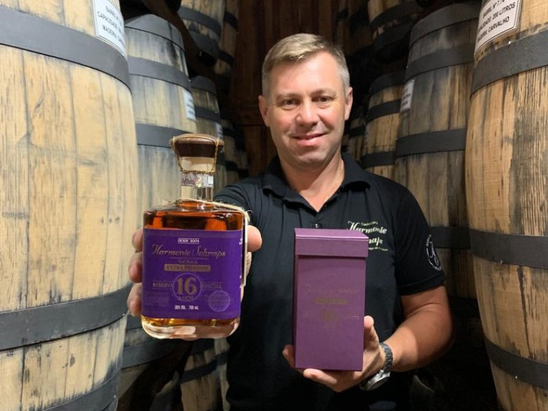 Hilgert mostra a bebida premium 