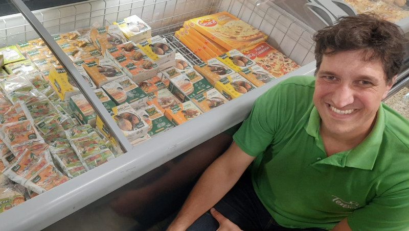 Diniz amplia a presença da carne vegetal em mais supermercados