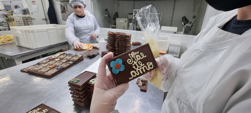 Traço artesanal se mantém, mesmo com uma escala produtiva ascendente