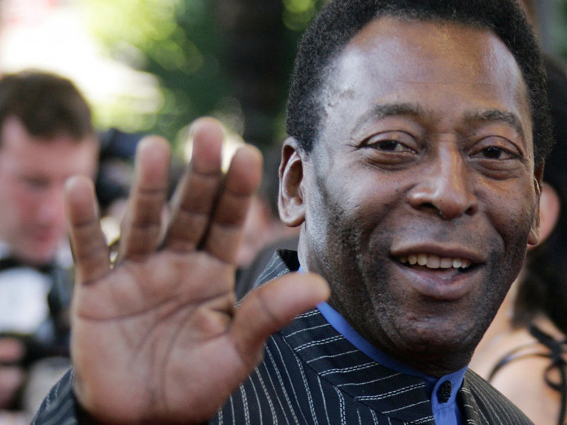 Eterno &iacute;dolo do futebol faleceu nesta quinta-feira (29), em decorr&ecirc;ncia de um c&acirc;ncer no c&oacute;lon
