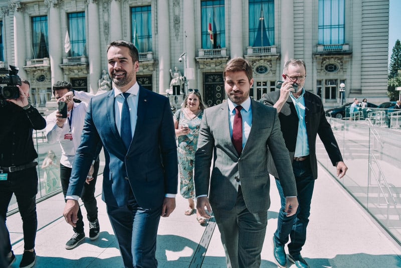 Eduardo Leite foi empossado governador do RS na manhã deste domingo (1)