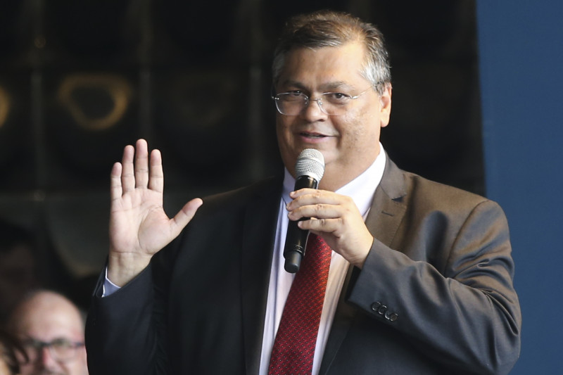 Lula e aliados reagem a desgaste de Flávio Dino em caso do Comando Vermelho