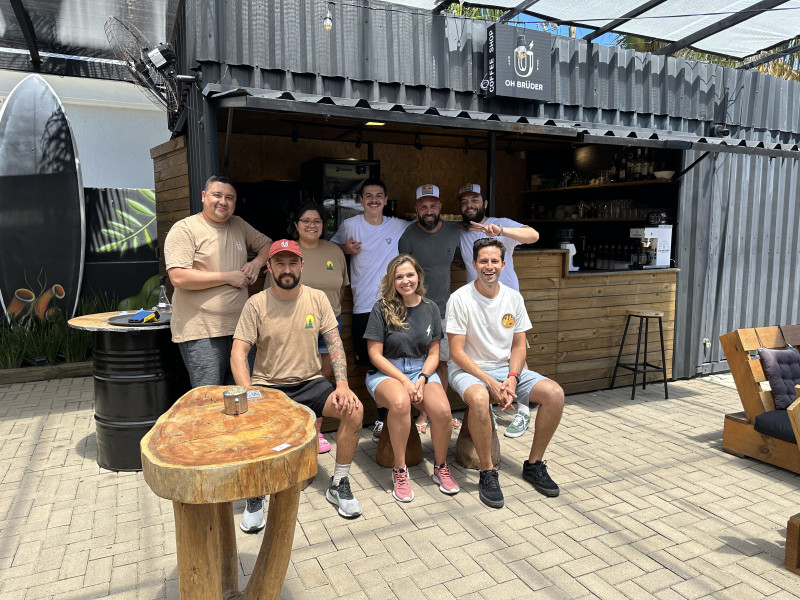 A Oh Br&uuml;der no Litoral Norte fica na avenida Paraguassu, n&ordm; 5368, com card&aacute;pio pensado para o ver&atilde;o Foto: ARQUIVO PESSOAL/DIVULGA&Ccedil;&Atilde;O/JC