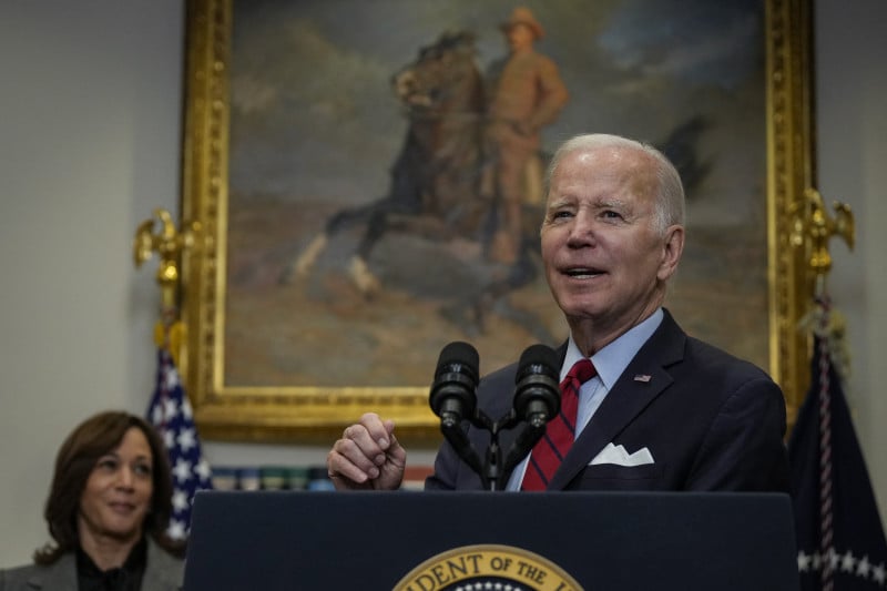 O acordo final, assinado por Biden, suspende o limite da dívida até 2025