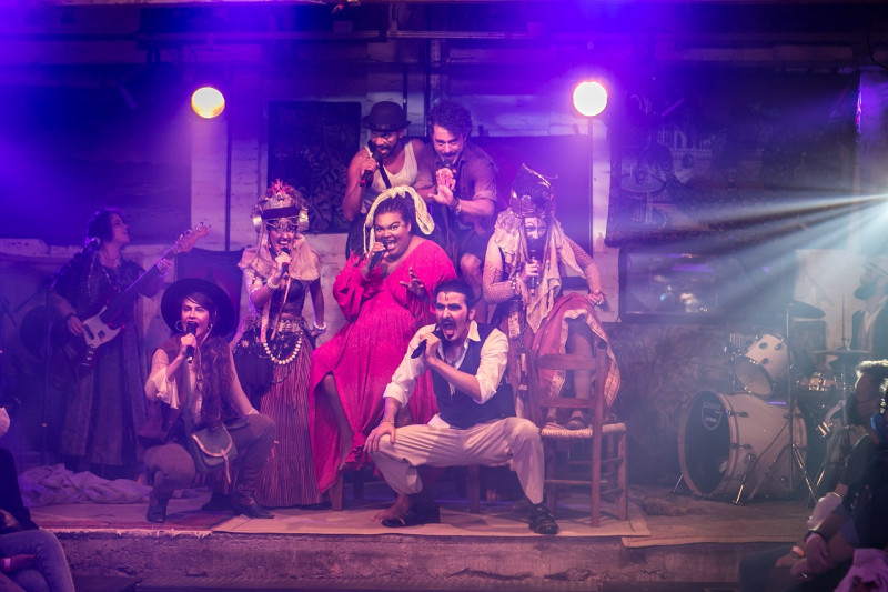 Opereta rock do Grupo Cerco, o espet&aacute;culo 'Trago Sorte Mentira e Morte' &eacute; uma das atra&ccedil;&otilde;es da semana dentro da programa&ccedil;&atilde;o do 24&ordm; Porto Ver&atilde;o Alegre  