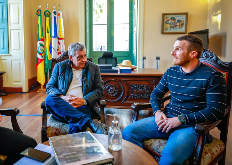 Maurício Loss (d) é atual adjunto de Meio Ambiente, Urbanismo e Sustentabilidade