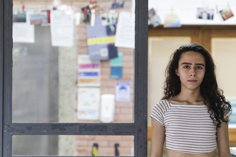 Marcela lembra que, durante uma consulta, escutou do médico: "não tenho como te atender, não sei nada sobre isso (o seu corpo)"