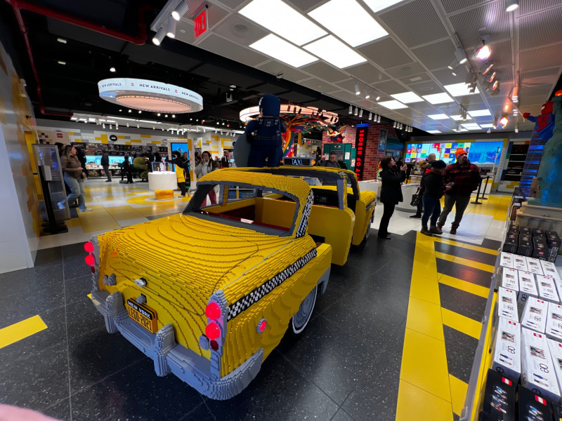 Loja da Lego na 5º avenida conjuga a onda do  varejo e entretenimento 