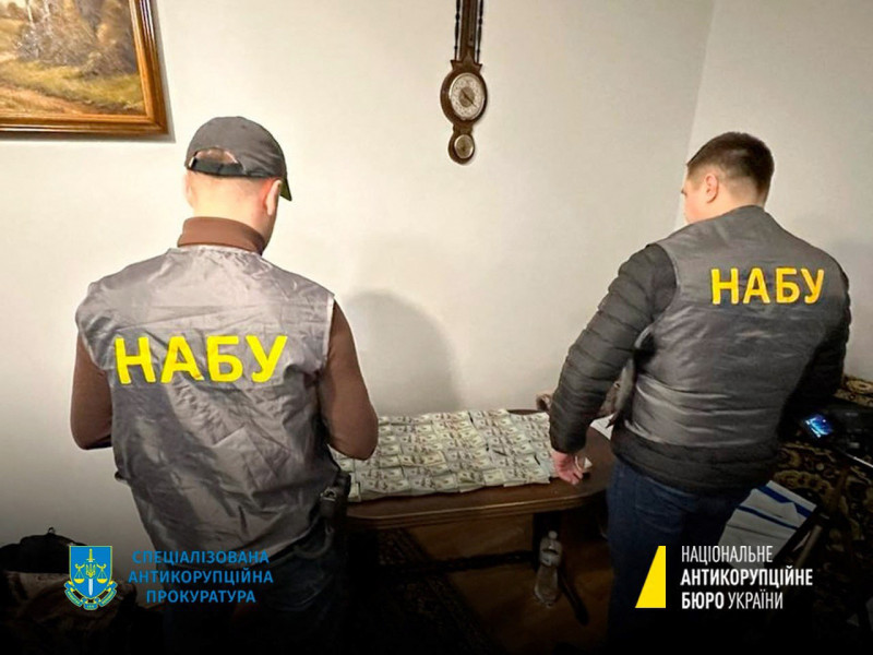 Um dos investigados na Ucrânia admitiu ter recebido US$ 400 mil (R$ 2,1 milhões) em suborno