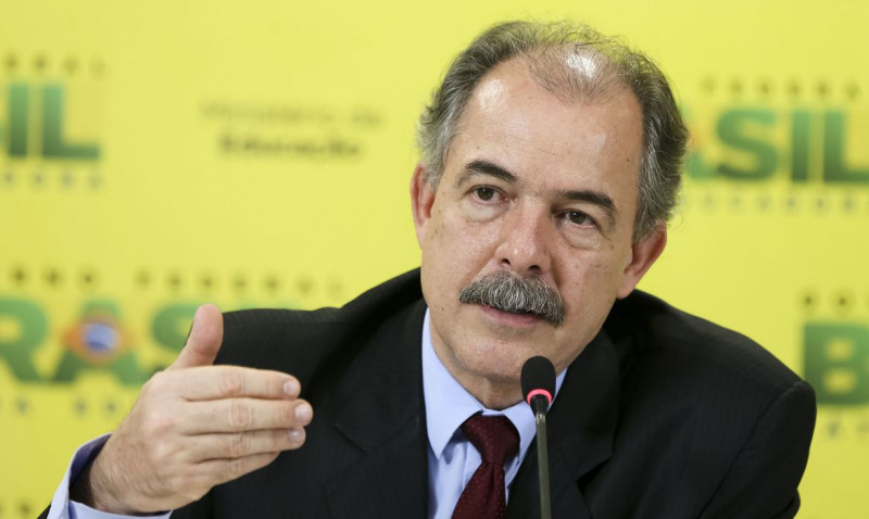 Durante as eleições, Mercadante foi coordenador do programa de governo de Lula