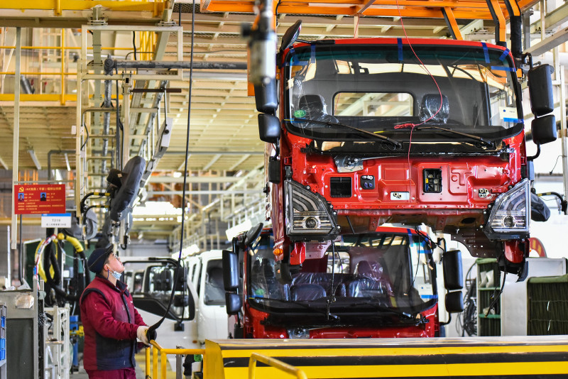 Reoneração da folha de salários prejudicará empregos no Brasil, alerta setor produtivo